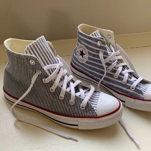 Classic Converse All Star, Chuck Taylor, Blue pin stripes